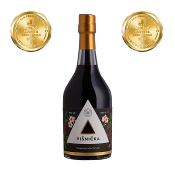 Ratafia Sour Cherry Aperitiv 0,5 l 18% gift box