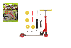 Scooter metal/plastic 10cm with accessories